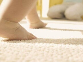 ¿Cuándo dará mi bebé sus primeros pasos?