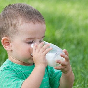 Alimentación del niño con alergia a la proteína de la leche Alimentación del niño con alergia a la proteína de la leche