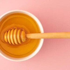 Miel de abejas para el bebé Miel de abejas para el bebé