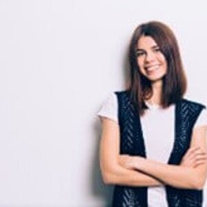 Conoce si puedes quedar embarazada sin ovular mujer sonriendo que quiere quedar embarazada
