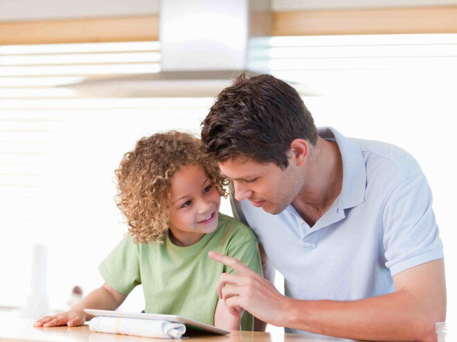 comunicacion_familiar_padre_e_hijo-min_1 comunicacion_familiar_padre_e_hijo-min_1