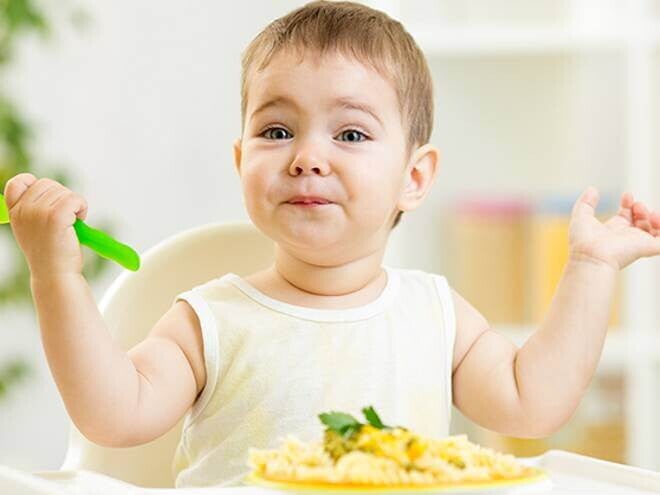 La nutrición de tu niño pequeño de los 12 a los 24 meses La nutrición de tu niño pequeño de los 12 a los 24 meses