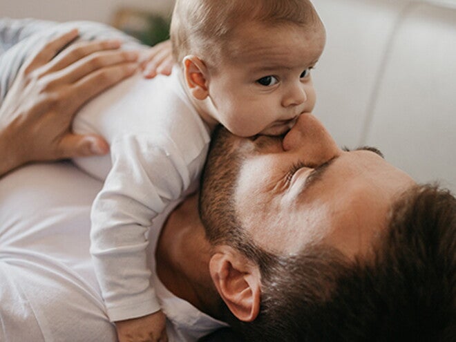 Consejos para papá primerizo—cómo ser un papá involucrado Consejos para papá primerizo—cómo ser un papá involucrado